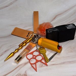 Ultimate Orange Self Defense Keychain🧡